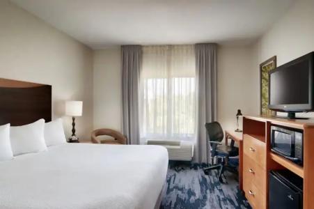 Fairfield Inn & Suites by Marriott Central - 3