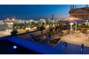 Отели на первой линии Отели на первой линии