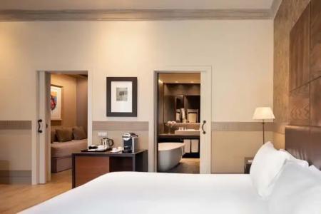 Duquesa de Cardona 4* Sup - 77