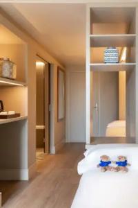 Duquesa de Cardona 4* Sup - 61