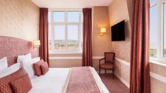 Hôtel Barrière Le Royal Deauville - 57