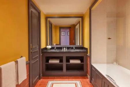 Hôtel Barrière Le Royal Deauville - 51