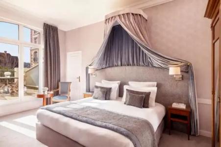 Hôtel Barrière Le Royal Deauville - 67
