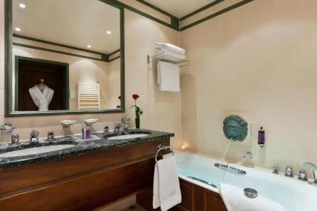 Hôtel Barrière Le Royal Deauville - 10