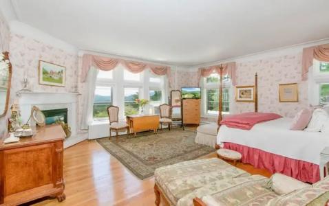 Wilburton Inn - 156
