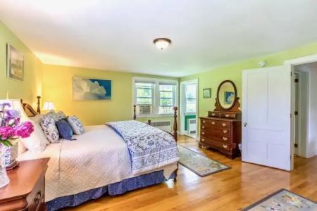 Wilburton Inn - 234