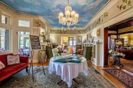 Wilburton Inn - 32