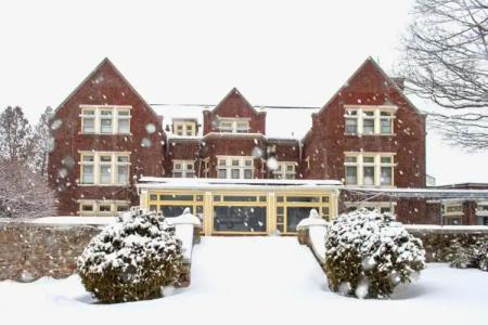 Wilburton Inn - 63