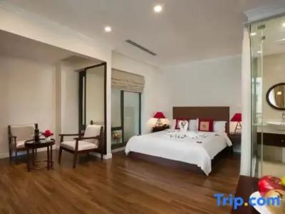 Au Coeur d'Hanoi Boutique - 134