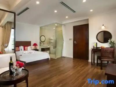 Au Coeur d'Hanoi Boutique - 131