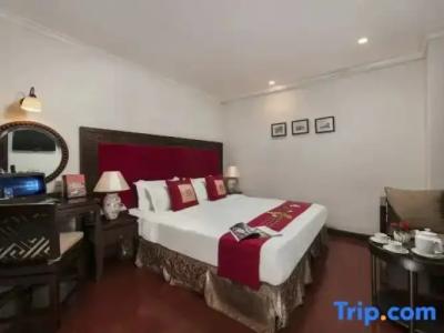 Au Coeur d'Hanoi Boutique - 100