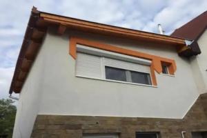 Famvarga Apartmanház, Балатонфеньвеш