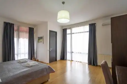 Vera View - 58
