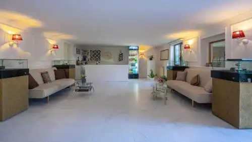 Vera View - 1