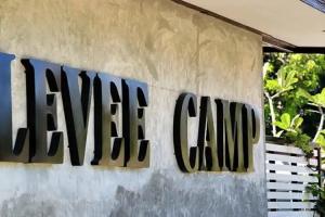 Levee Camp, Накхон-Найок