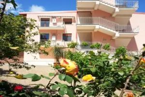 Residence Villa Mare Taormina, Летоянни