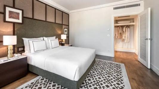 Sofa Istanbul, Autograph Collection - 85