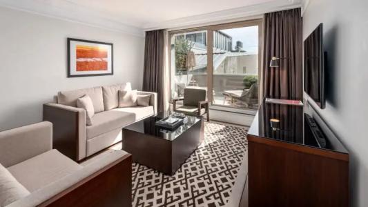 Sofa Istanbul, Autograph Collection - 95