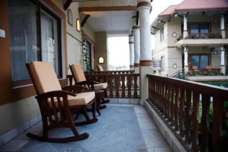 Green Park Chitwan - 60