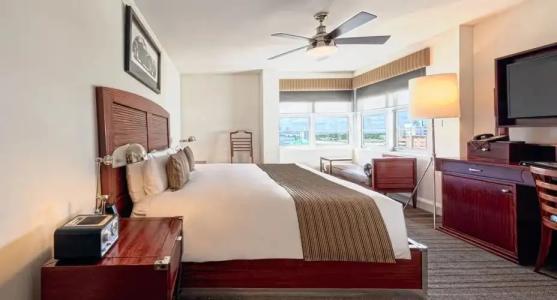 National, An Adult Only Oceanfront Resort - 5