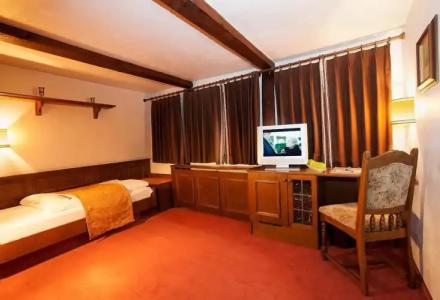 Ritter St. Georg - 2