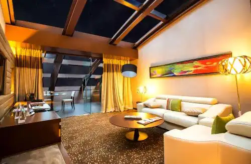 Sahara Star-Mumbai Airport - 32