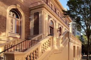 The Inn at the Union Club of British Columbia