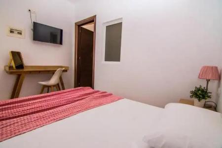 Philoxenia Earia - 48