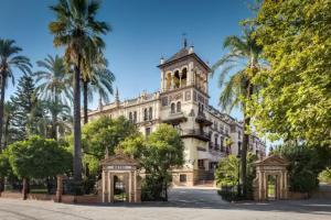 Hotel «Alfonso Xiii, a Luxury Collection Hotel, Seville», Севилья