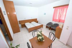 Апарт-отель «Old Windmill Studios», Фалираки