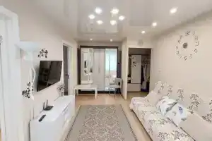 Трехкомнатная квартира, Южно-Сахалинск