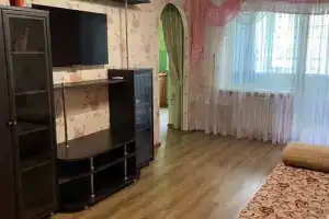 Однокомнатная квартира, Партенит