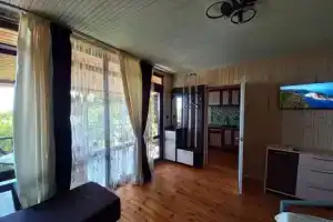 Одноэтажный коттедж, Алупка