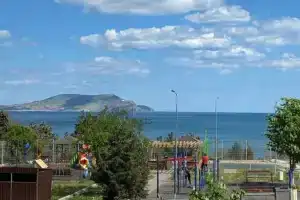 Трехкомнатная квартира, Новый Свет
