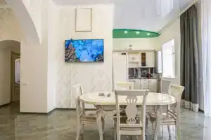 Четырехкомнатная квартира, Смоленск