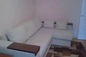 Однокомнатная квартира, Форос