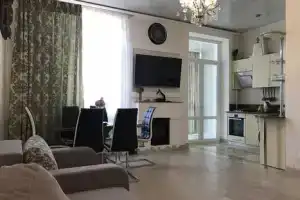 Трехкомнатная квартира, Севастополь
