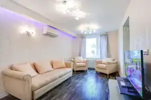 Трехкомнатная квартира, Москва