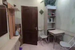 Однокомнатная квартира, Ялта