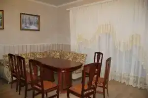 Трехэтажный коттедж, Курск
