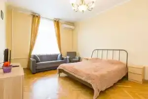 Двухкомнатная квартира, Москва