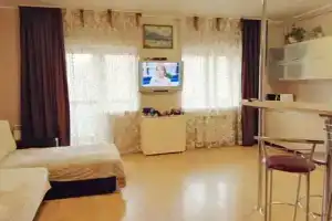 Двухуровневая четырехкомнатная квартира, Зеленая Поляна