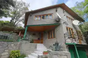 Коттедж, Алупка