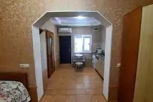 Студия, Алушта