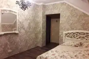 Трехэтажный коттедж, Никита