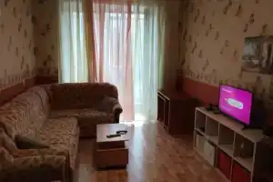 Трехкомнатная квартира, Пермь