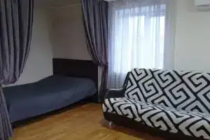 Студия, Шахты