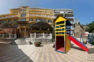 Двухкомнатная студия, Ялта