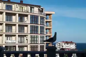 Студия, Ялта