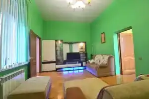 Двухкомнатная квартира, Ялта